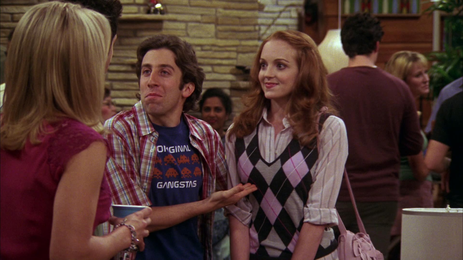 Simon Helberg and Jayma Mays in Joey